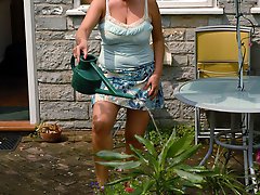 Babe Lily from Aunt Judys gallery 6