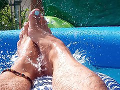 Hydromassage of the feet